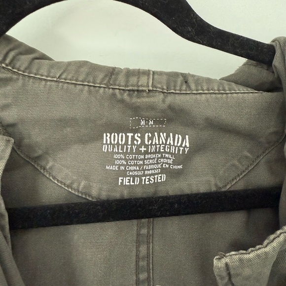 Roots Women's Utility Jacket in Army Green - Picture 2 of 3